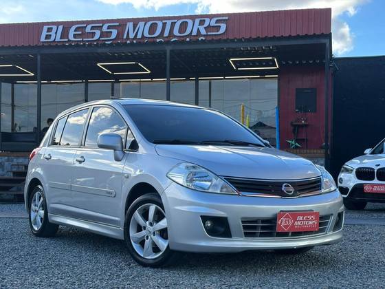 NISSAN TIIDA 1.8 SL 16V FLEX 4P MANUAL